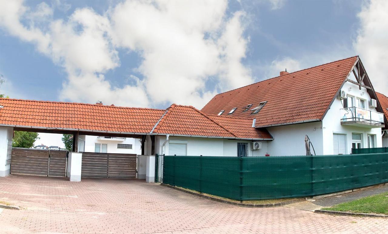 Lux Apartman Buek المظهر الخارجي الصورة